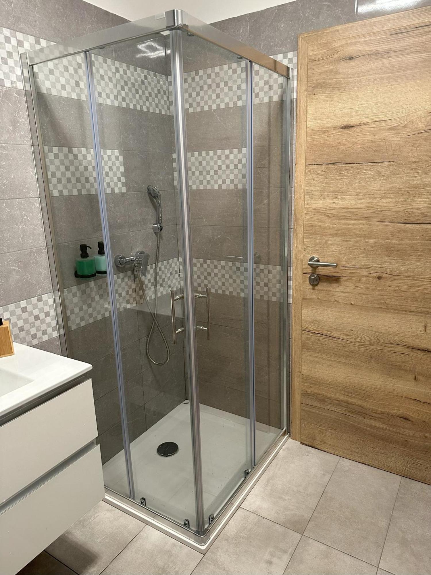 Apartma Anze Samec Dobravlje Exterior photo