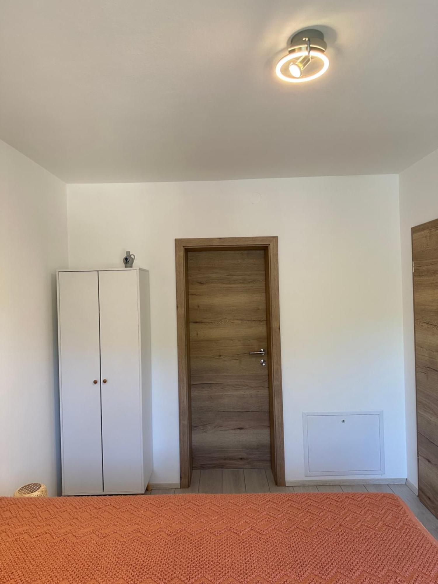 Apartma Anze Samec Dobravlje Exterior photo