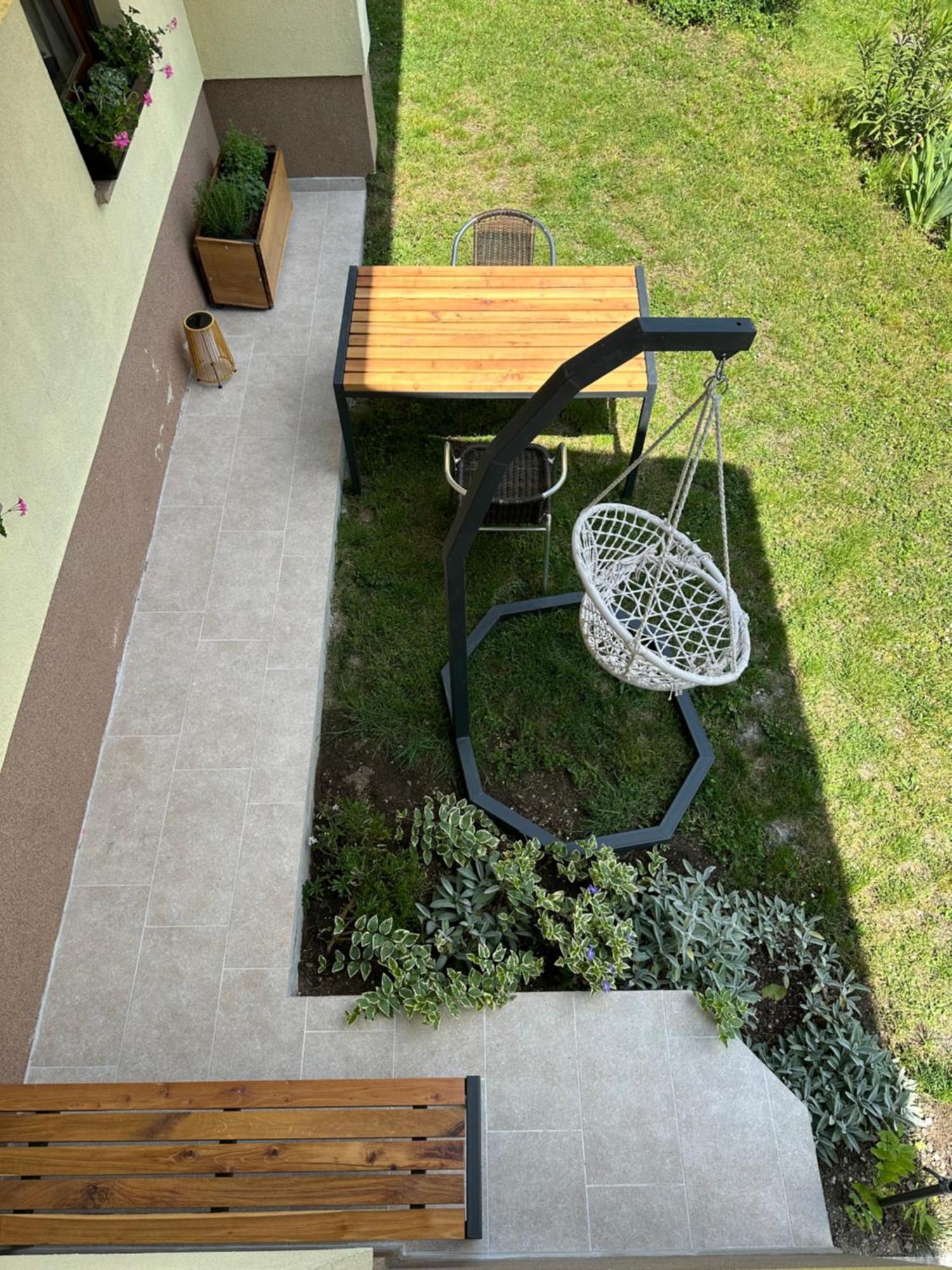 Apartma Anze Samec Dobravlje Exterior photo